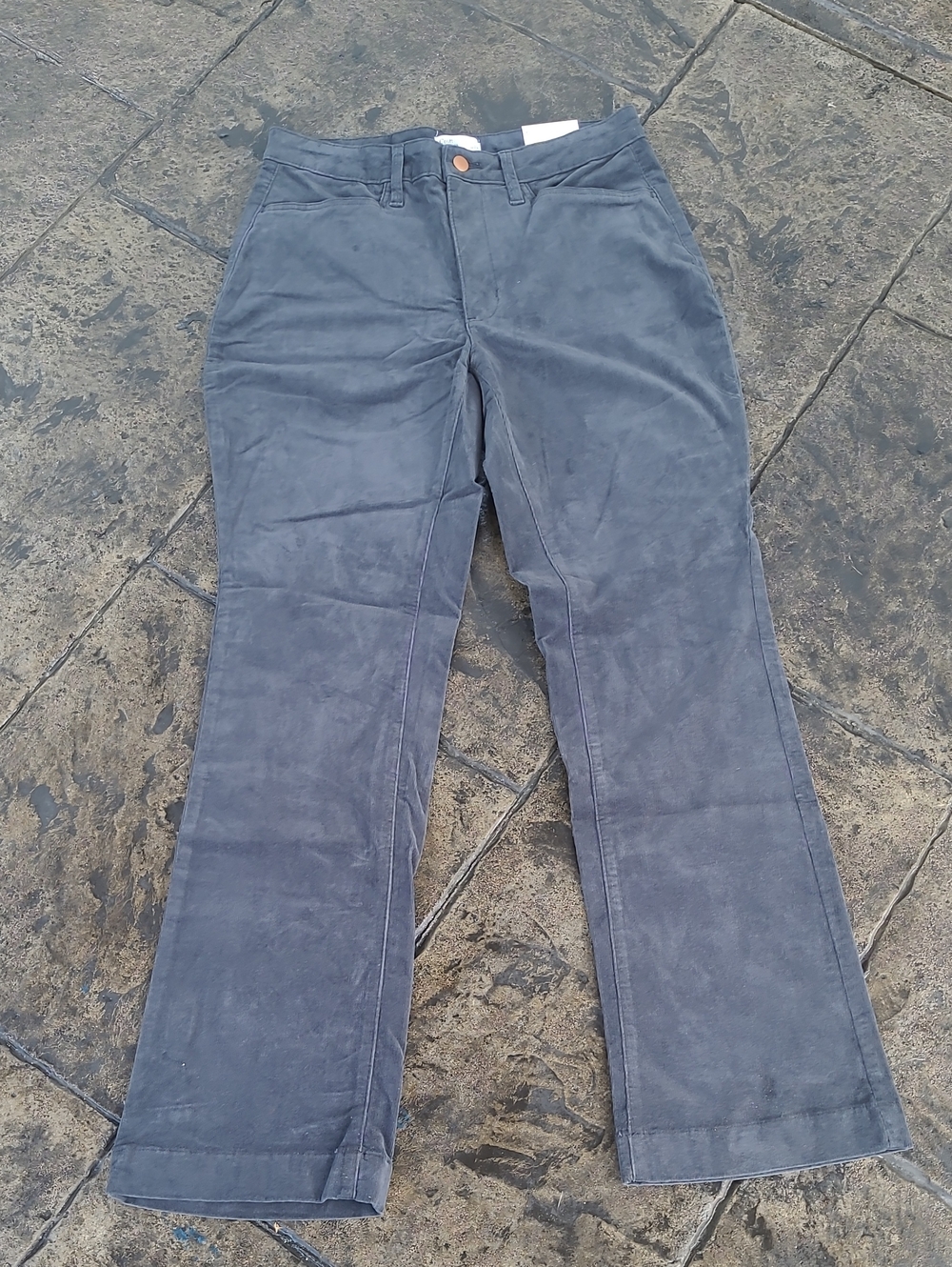 New! Croft & Barrow Womens 8 high rise gray corduroy bootcut jeans